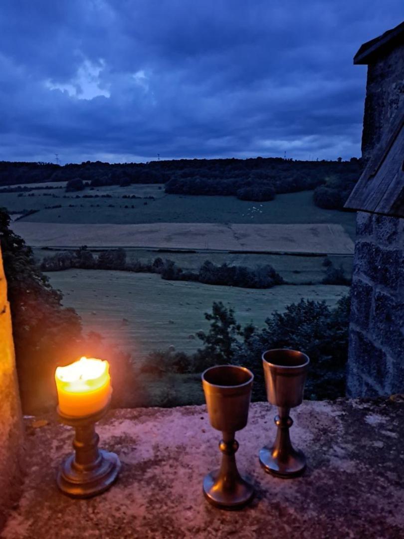 Chateau De Champrenault, Voyagez Dans Le Temps ภายนอก รูปภาพ
